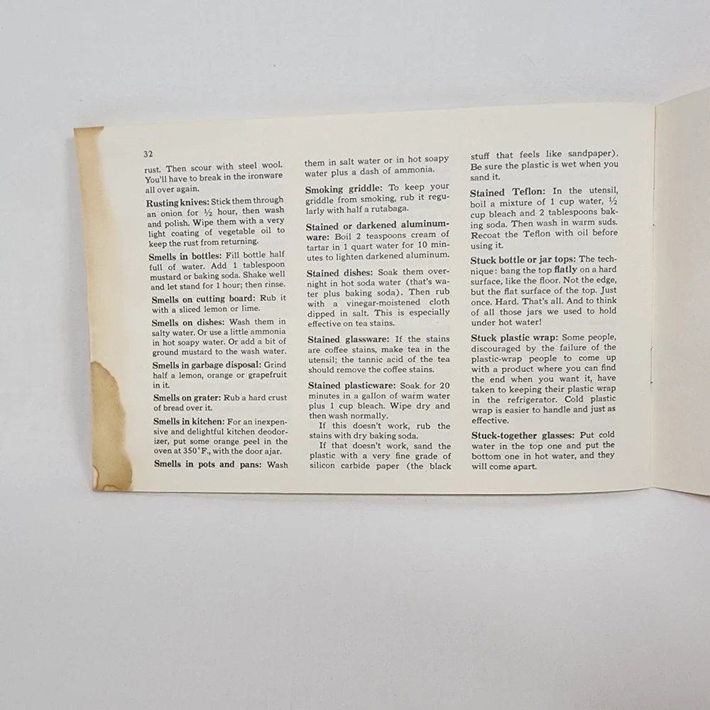 VINTAGE Reader's Digest Common Cooking Crises & How to Deal w/ Them Booklet 1973